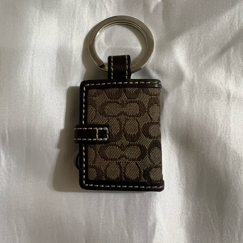 Coach Picture Frame Keychain - Picture 2 of 3